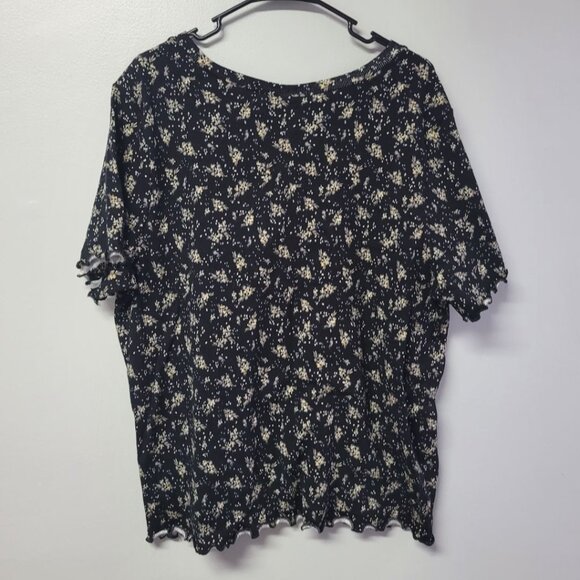 Lularoe Kelly Shirt Top Floral Black Womens Plus Size 3XL Short Sleeve Summer - Picture 2 of 8
